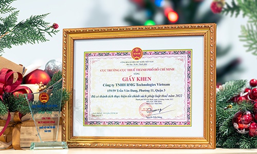 Cục trưởng cục thuế thành phố Hồ Chí Minh khen tặng RMG