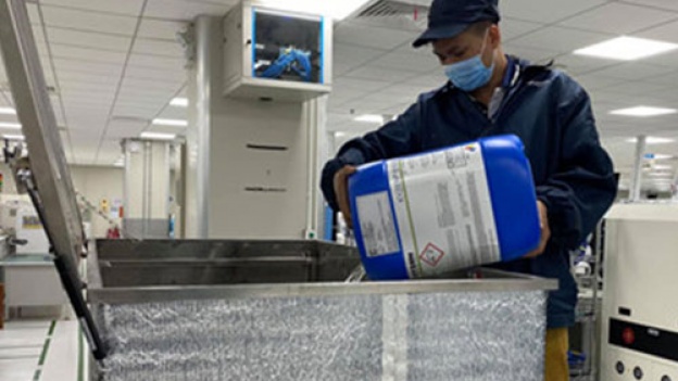 Vệ sinh Pallet và Part lò Reflow bằng Soaking Tank