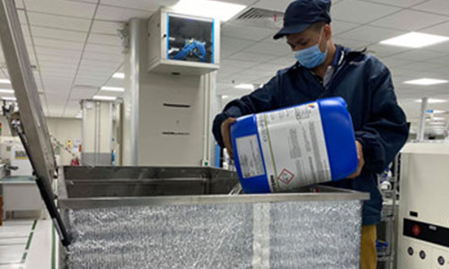 Vệ sinh Pallet và Part lò Reflow bằng Soaking Tank